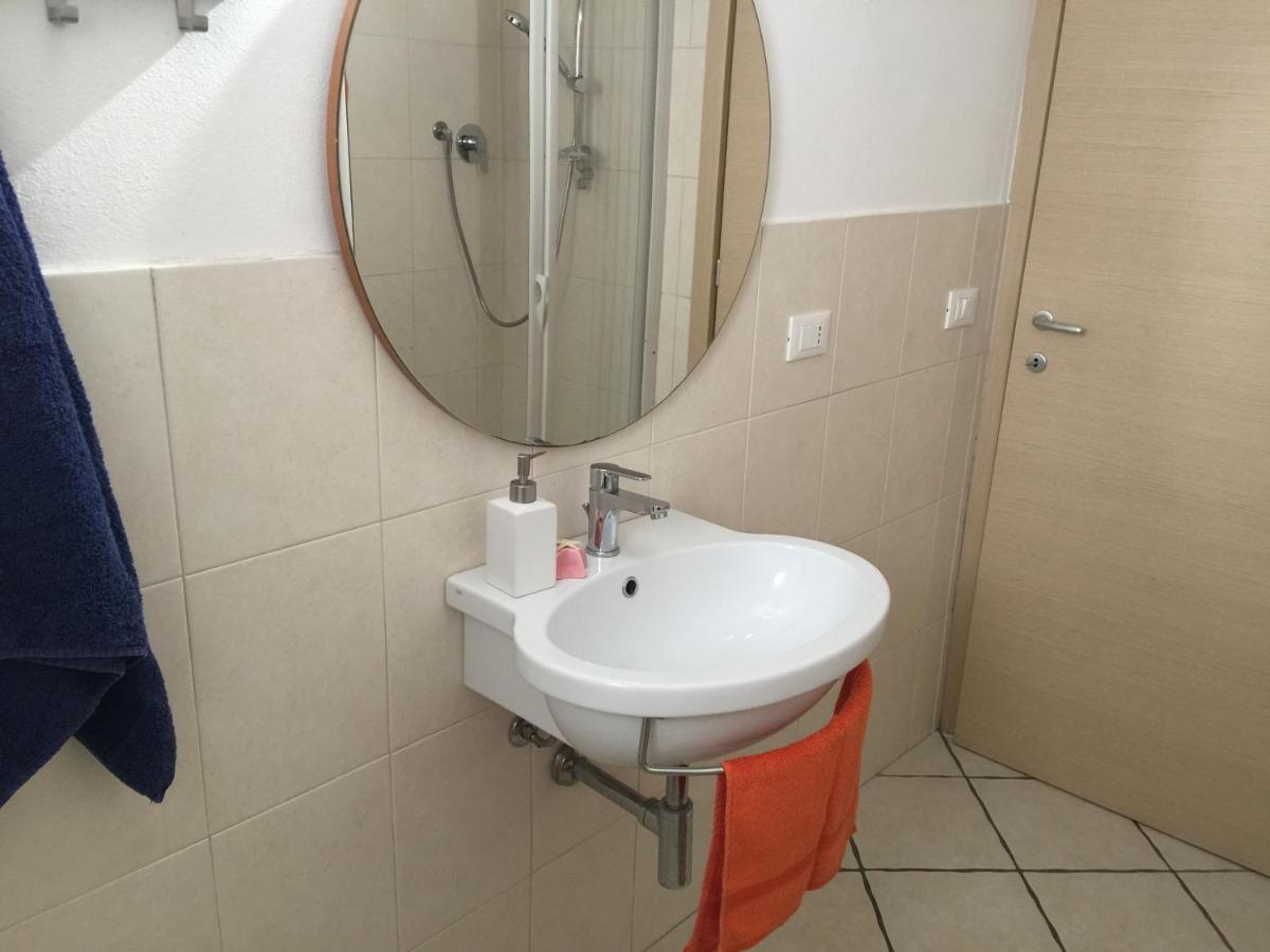 Viola Apartment Пьомбино Экстерьер фото